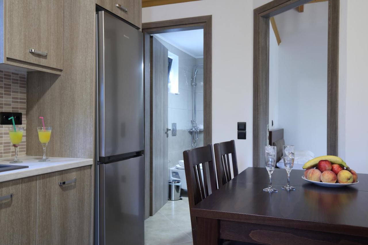 Villa On The Sea Agia Marina  Екстер'єр фото