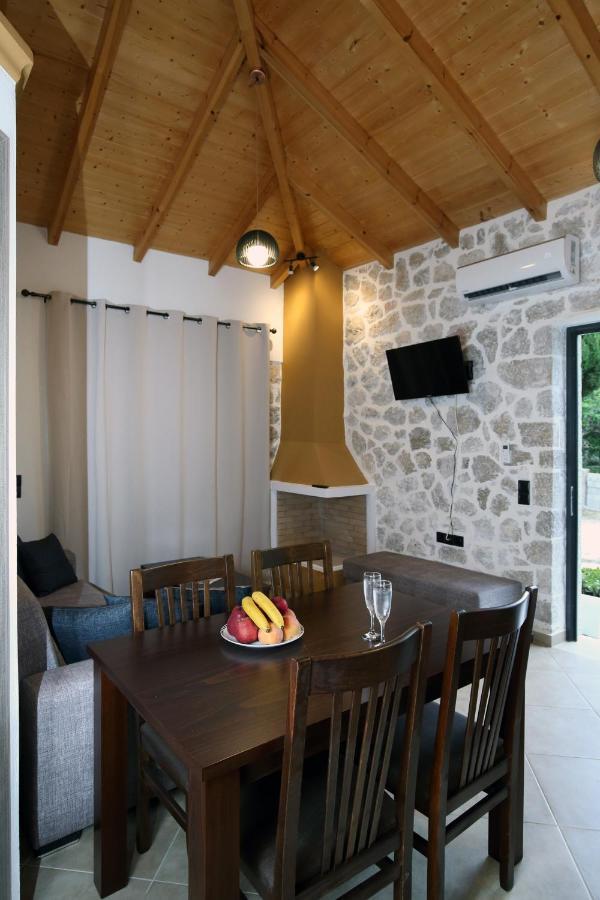 Villa On The Sea Agia Marina  Екстер'єр фото