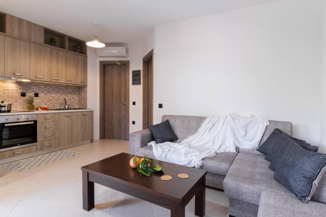 Villa On The Sea Agia Marina  Екстер'єр фото