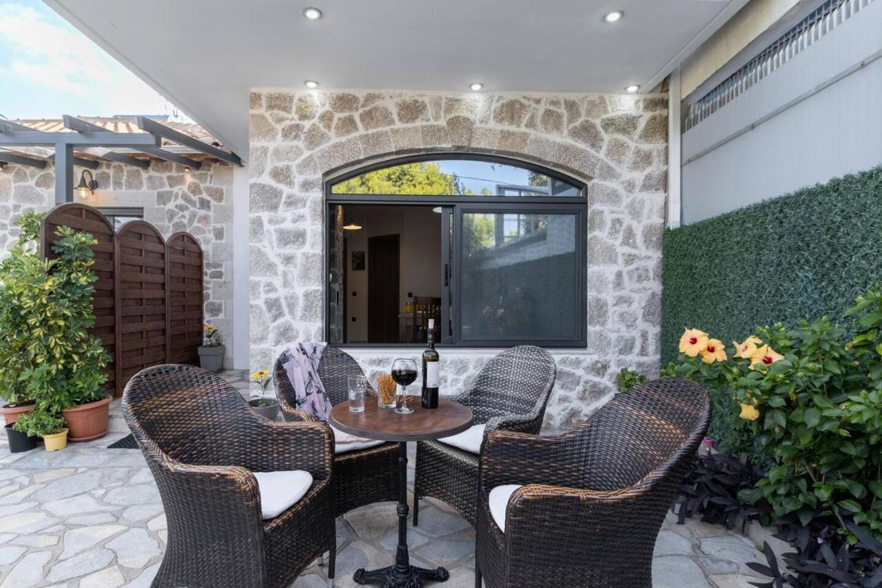 Villa On The Sea Agia Marina  Екстер'єр фото