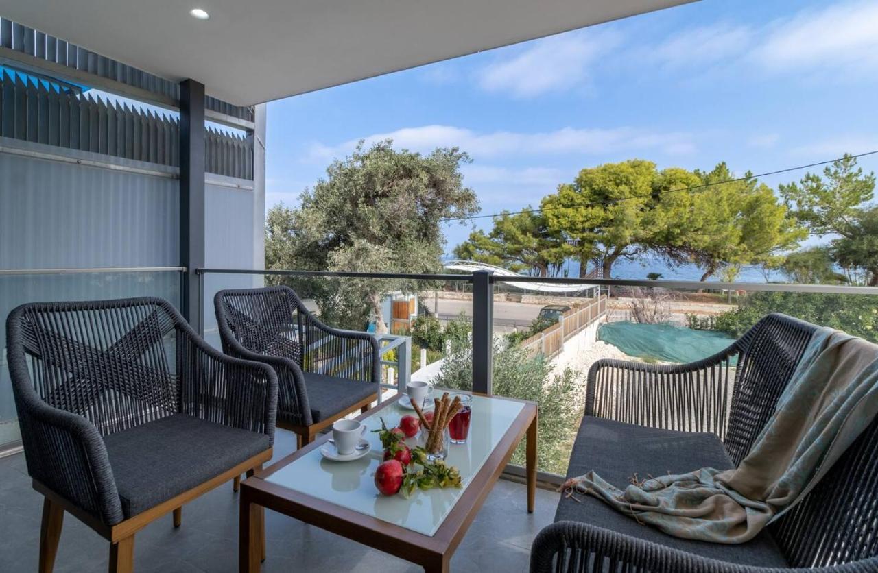 Villa On The Sea Agia Marina  Екстер'єр фото