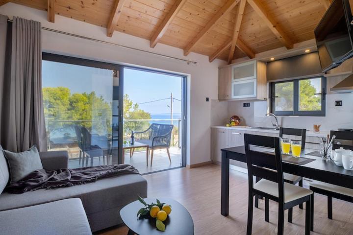 Villa On The Sea Agia Marina  Екстер'єр фото
