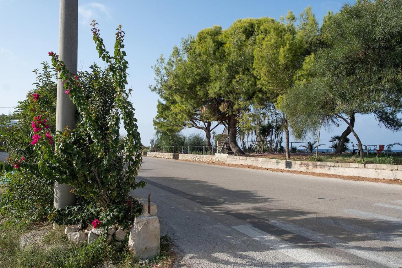 Villa On The Sea Agia Marina  Екстер'єр фото