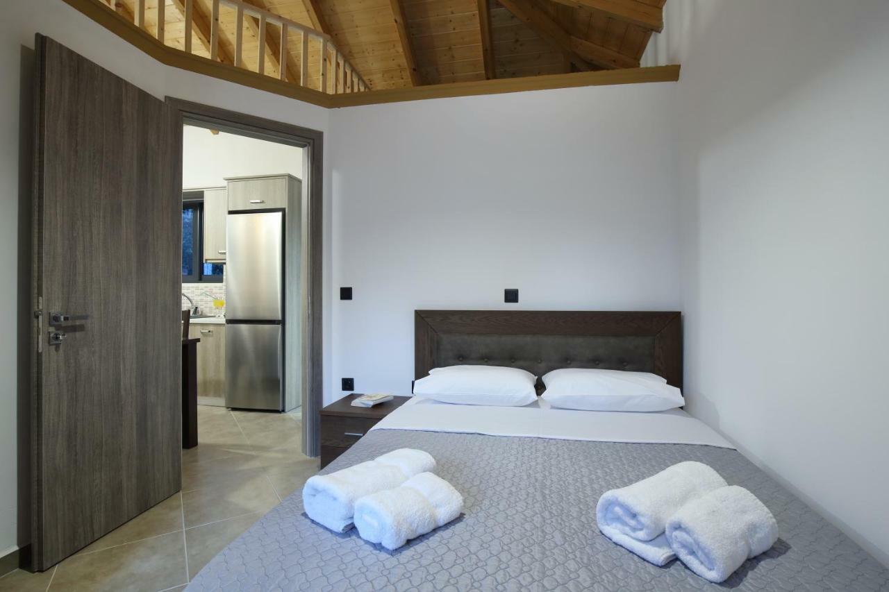 Villa On The Sea Agia Marina  Екстер'єр фото